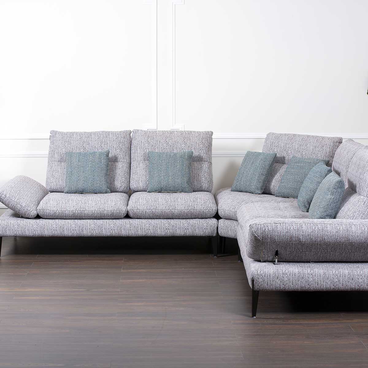 Monnalisa L shape sofa Nicoletti