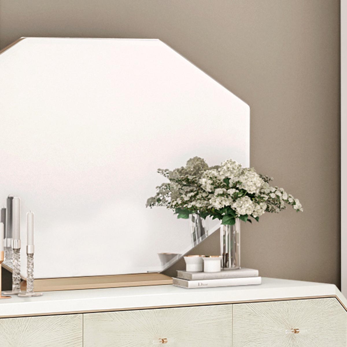 مرآة "لا راشيل" – Michael Amini