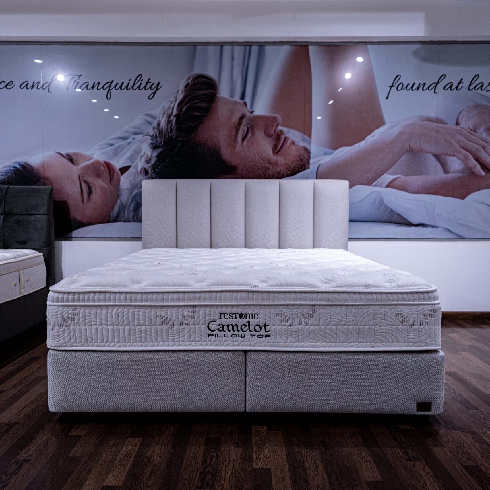 Camelot divan set