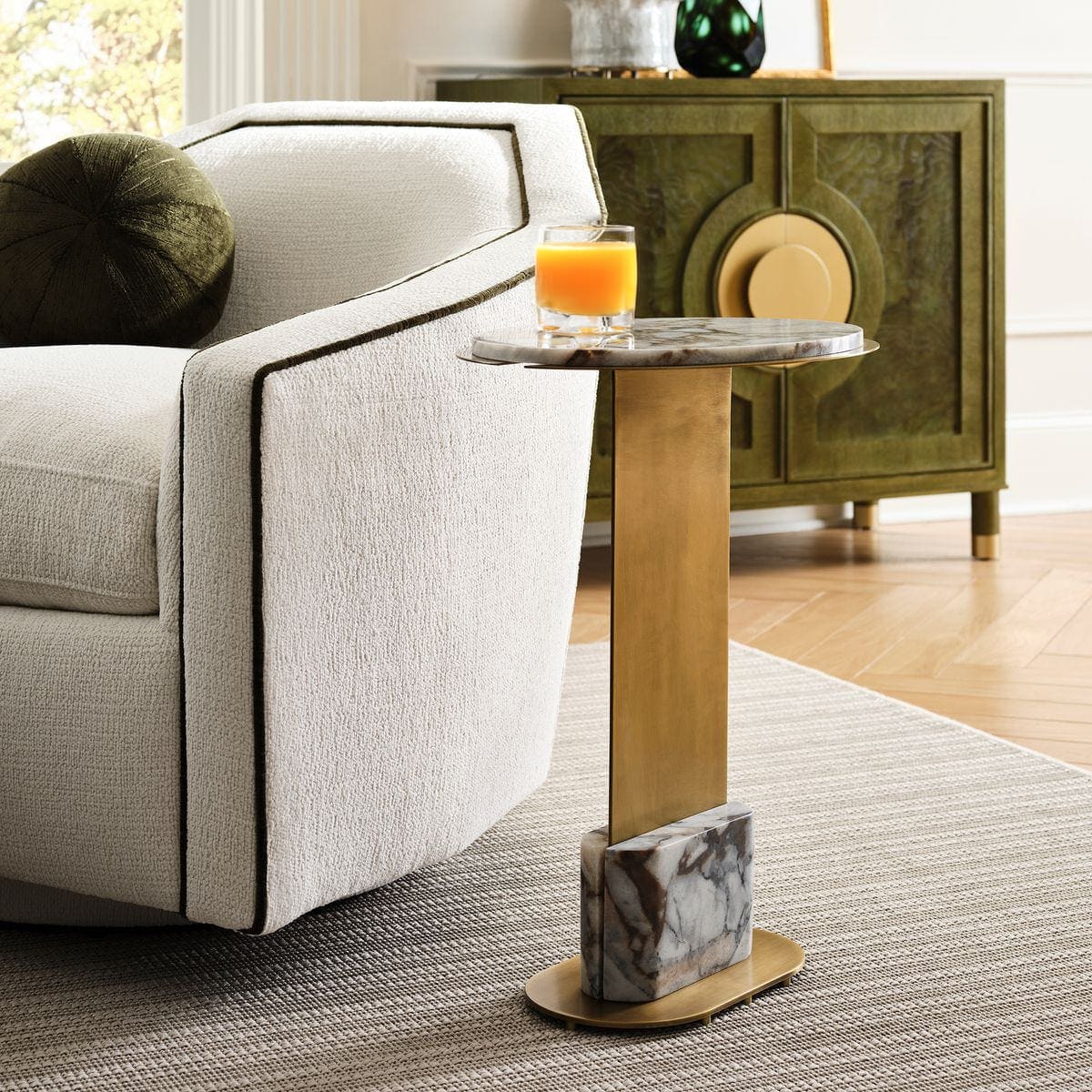 Split the difference accent table- Uttermost