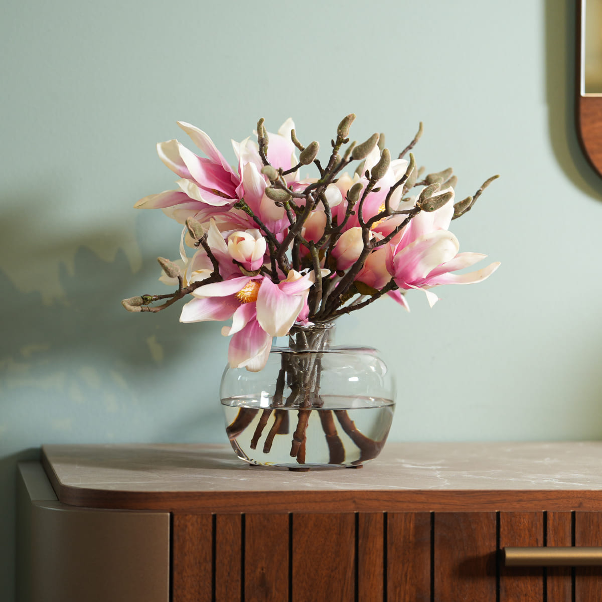 Magnolia faux watergarden