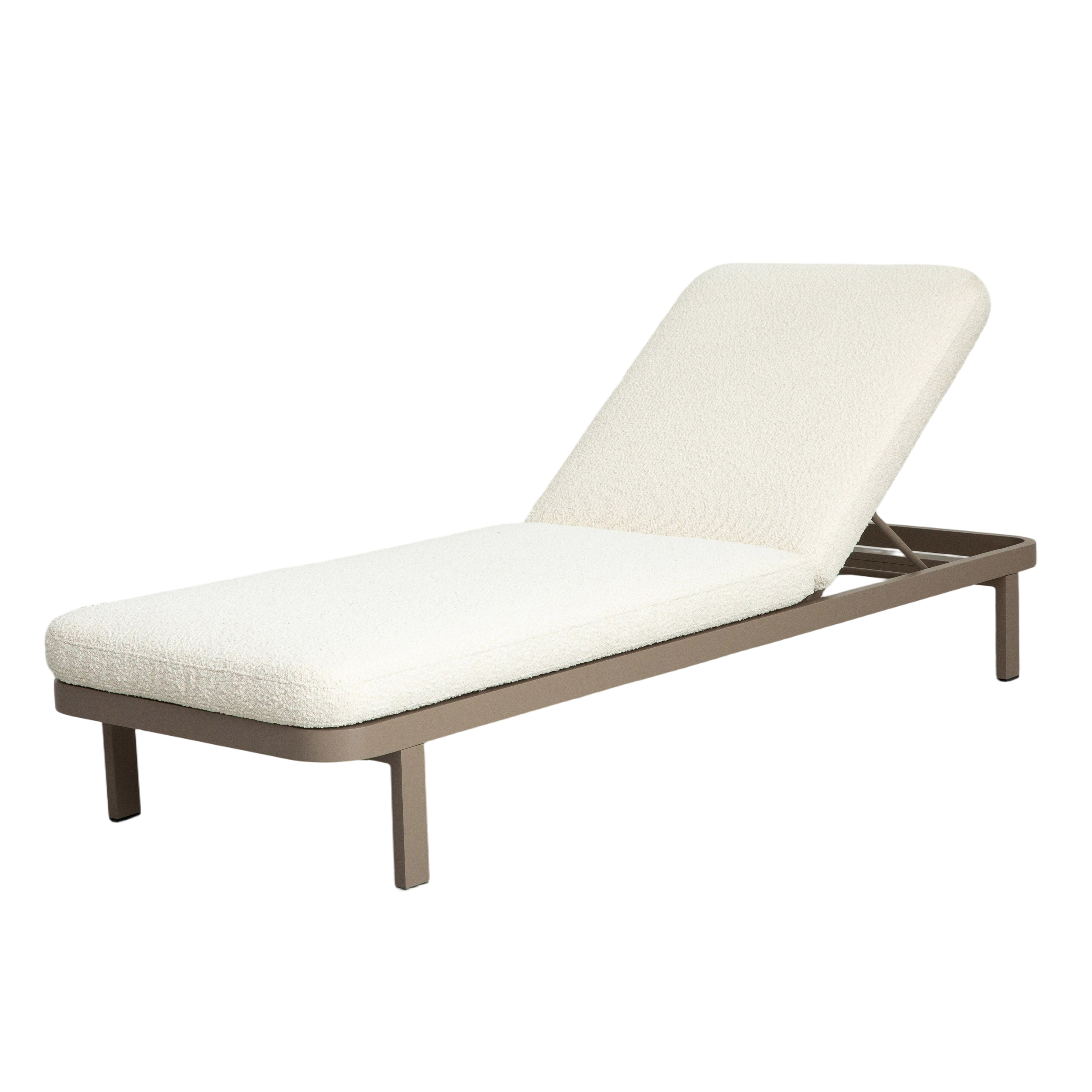 Solara outdoor sunbed